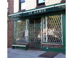 Illinois Engineered Heavy Duty Folding Door Gate – Model D31 | Industrial Security Gate