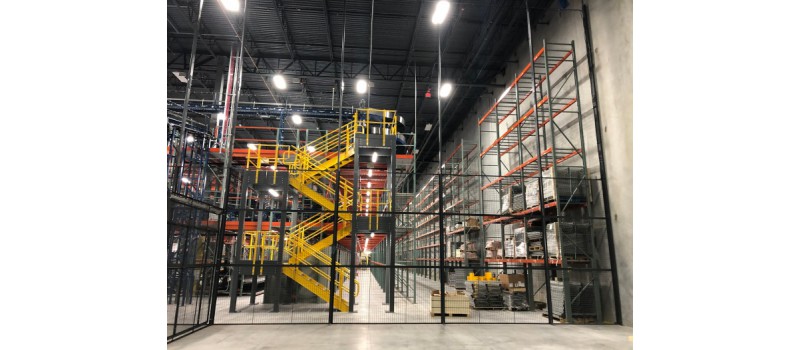 How Wire Partition Security Fencing Controls Valuable Inventory in High-Volume DCs