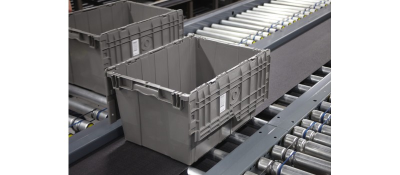 Attached-lid Plastic Shipping Containers