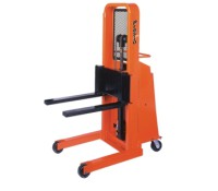 Presto Lifts B600 Series Battery Powered Stackers