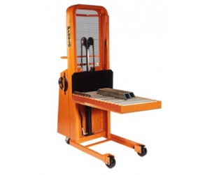 Benefits of Presto Lifts B600 Series Battery Powered Stacker Benefits of Presto Lifts B600 Series Battery Powered Stacker