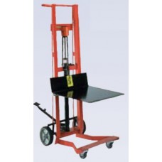 Wesco 260008 Four-Wheeled Hydraulic Pedalift – 750 lb Capacity Wesco 260008 Four-Wheeled Hydraulic Pedalift – 750 lb Capacity